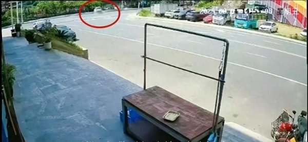 顺策略 “T”型沿河路口3天坠落2辆车，网友提醒规划是否合理？沿河县交通局：事发道路去年才开通